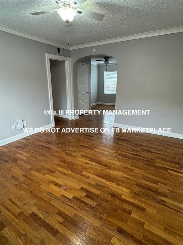 Building Photo - 4513 Roanoke Pkwy