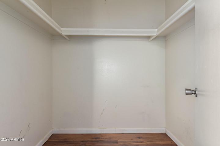 Building Photo - 5995 N 78th St