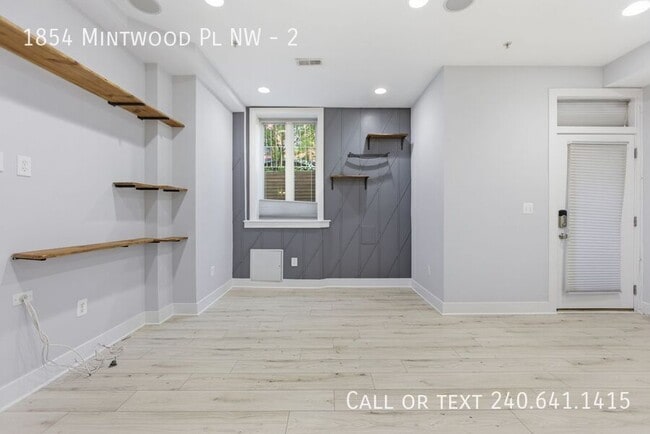 Building Photo - 1854 Mintwood Pl NW