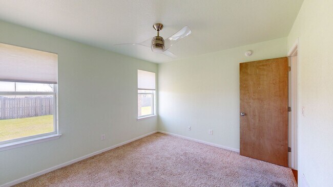 Building Photo - GORGEOUS HOME IN NOLANVILLE CLOSE TO FORT ...