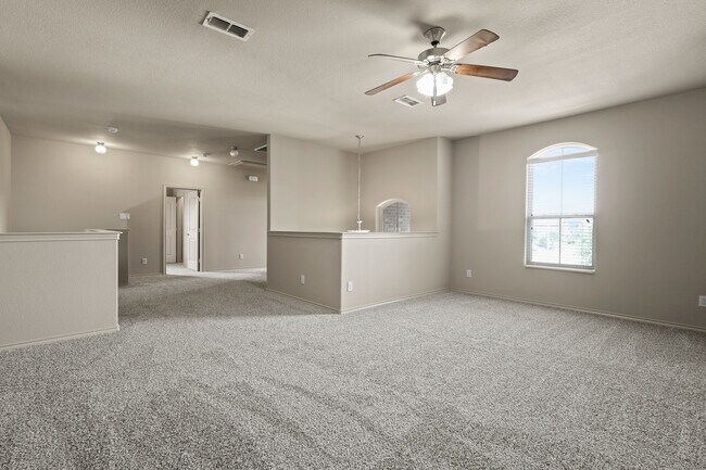 Building Photo - 1804 Capulin Rd