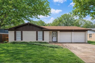 Building Photo - 4809 Jordan Park Dr