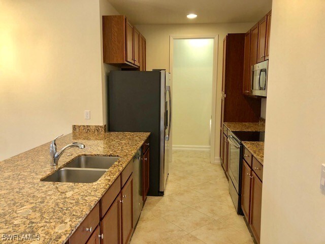 Building Photo - 7770 Bristol Cir