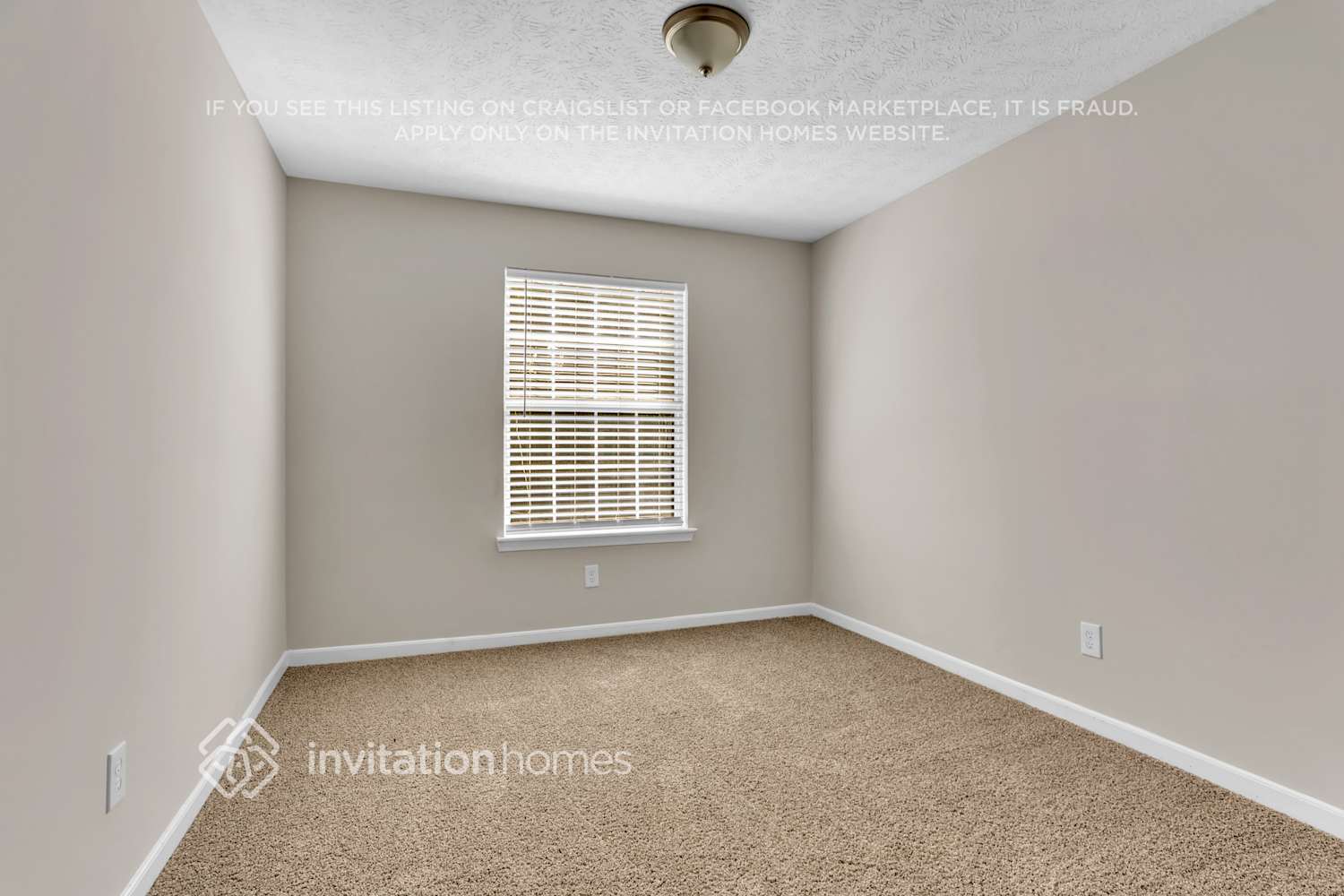 Building Photo - 3728 Adamsville Dr SW