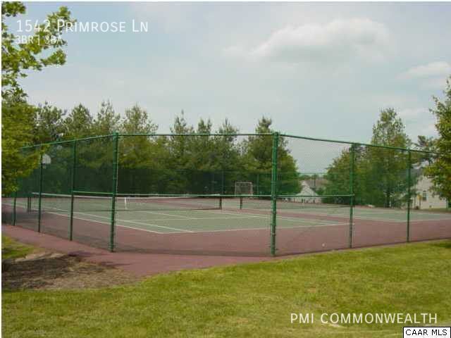 Building Photo - 1542 Primrose Ln