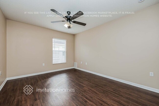 Building Photo - 15454 Martinmeadow Dr