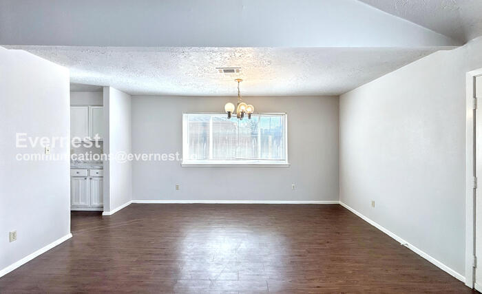 Building Photo - 13507 Tara Oak Dr