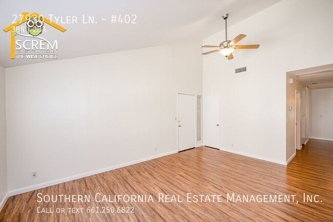 Building Photo - Three Bedroom Upper Condo in Canyon Oaks