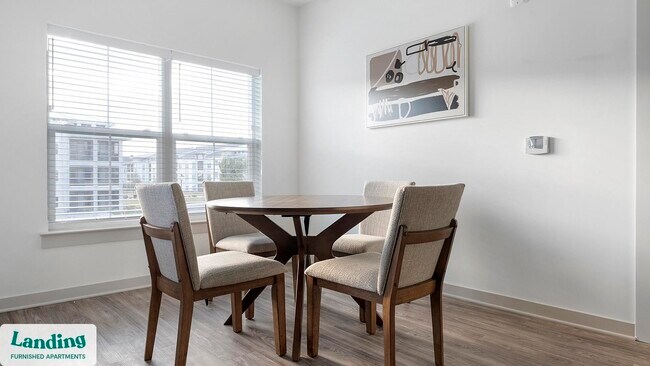 Building Photo - 2385 Vera Wy