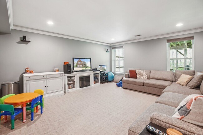 Building Photo - Elegant Home on Premium Lot in Piedmont So...