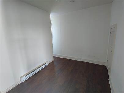 Building Photo - 2 Bedroom Duplex Near Shopping & Schools in Front Royal, VA.