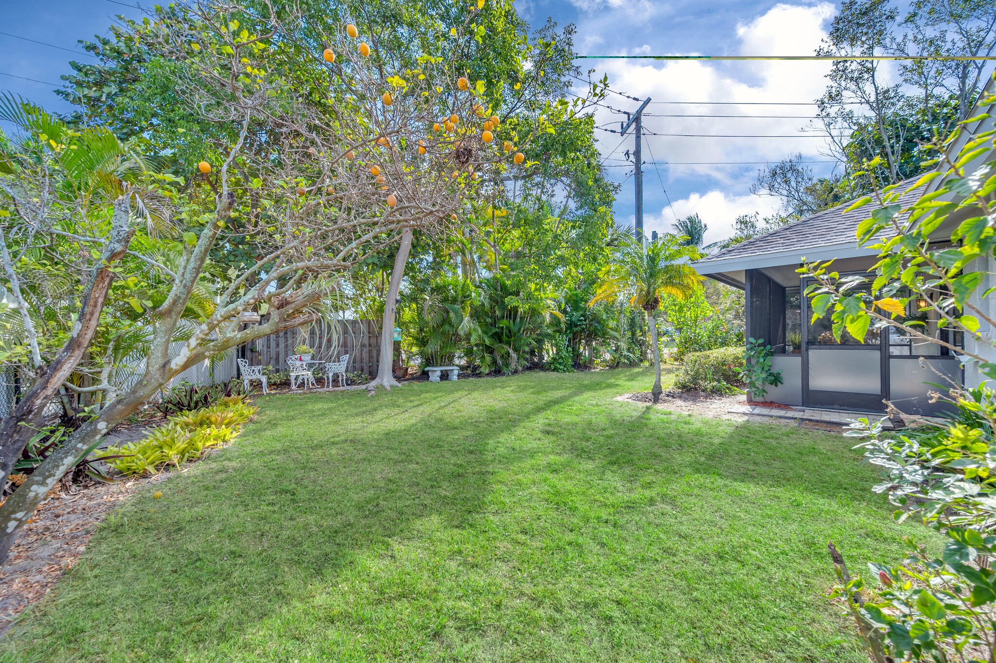 Building Photo - 1759 Azalea Ln