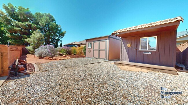 Building Photo - 37 E 675 S