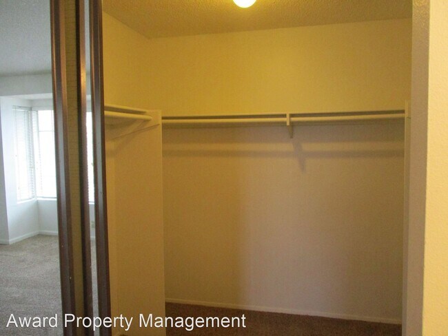 Building Photo - 4 br, 3 bath House - 1235 Manzana Way