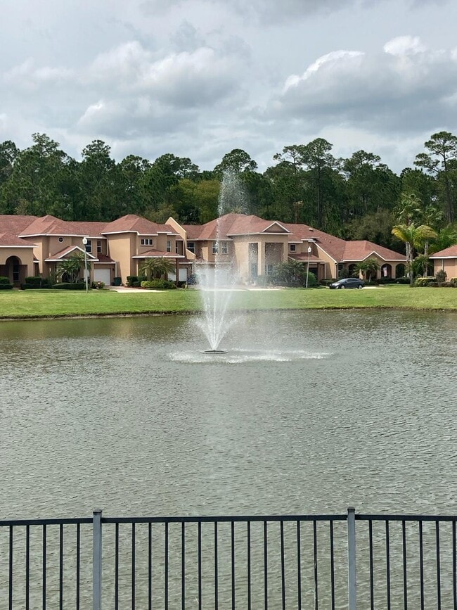 Building Photo - 432 Airport Rd