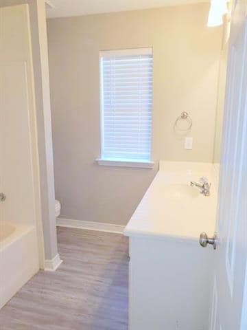 Building Photo - 516 Bluebird Ln