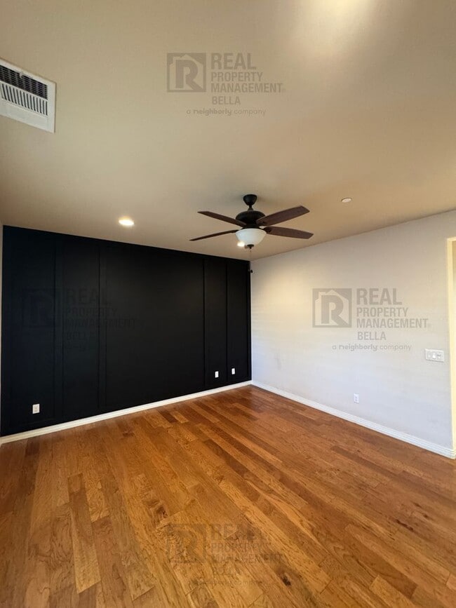 Building Photo - Modern Comfort Meets Resort Living – Gorgeous Single-Story in The Lakes Community