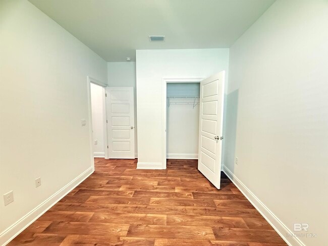 Building Photo - 32694 Revere Dr