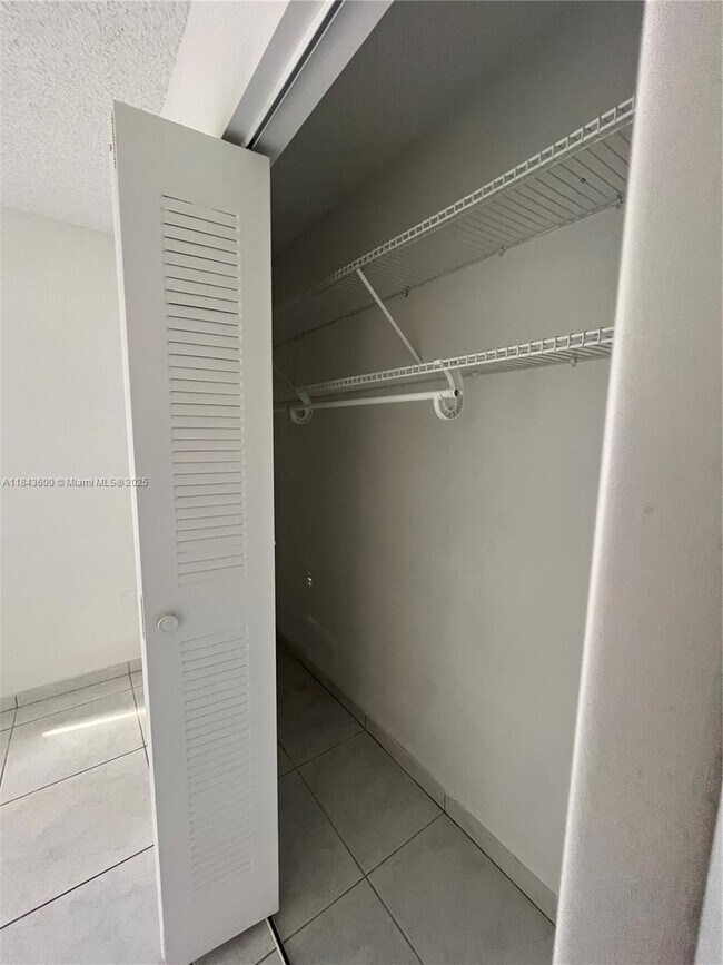 Building Photo - 7430 SW 153rd Pl