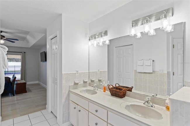 Building Photo - 61 Farmsworth Dr