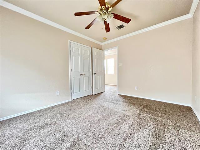 Building Photo - 2639 Blackstone Dr