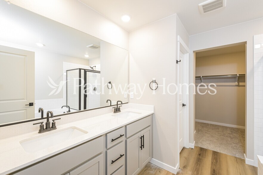 Building Photo - 17923 E 94th Pl