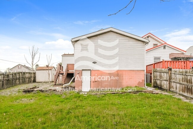 Building Photo - 1810 Arnold St