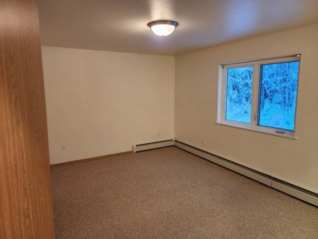 Building Photo - 803 Turner Dr
