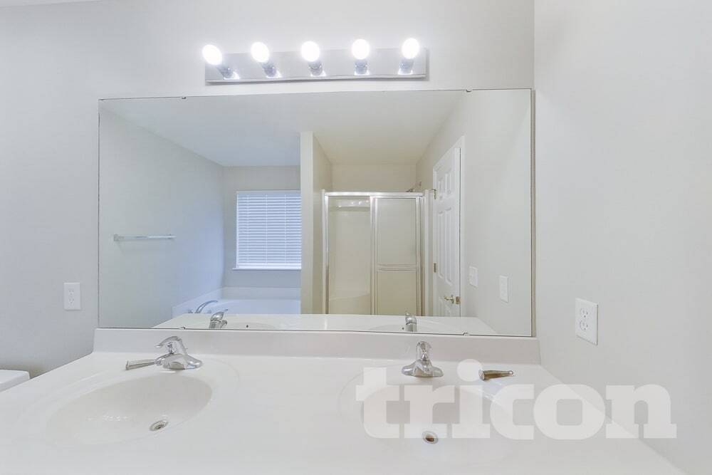 Building Photo - 507 Fortress Ct