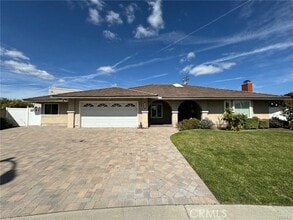 Building Photo - 1283 Sao Paulo Cir