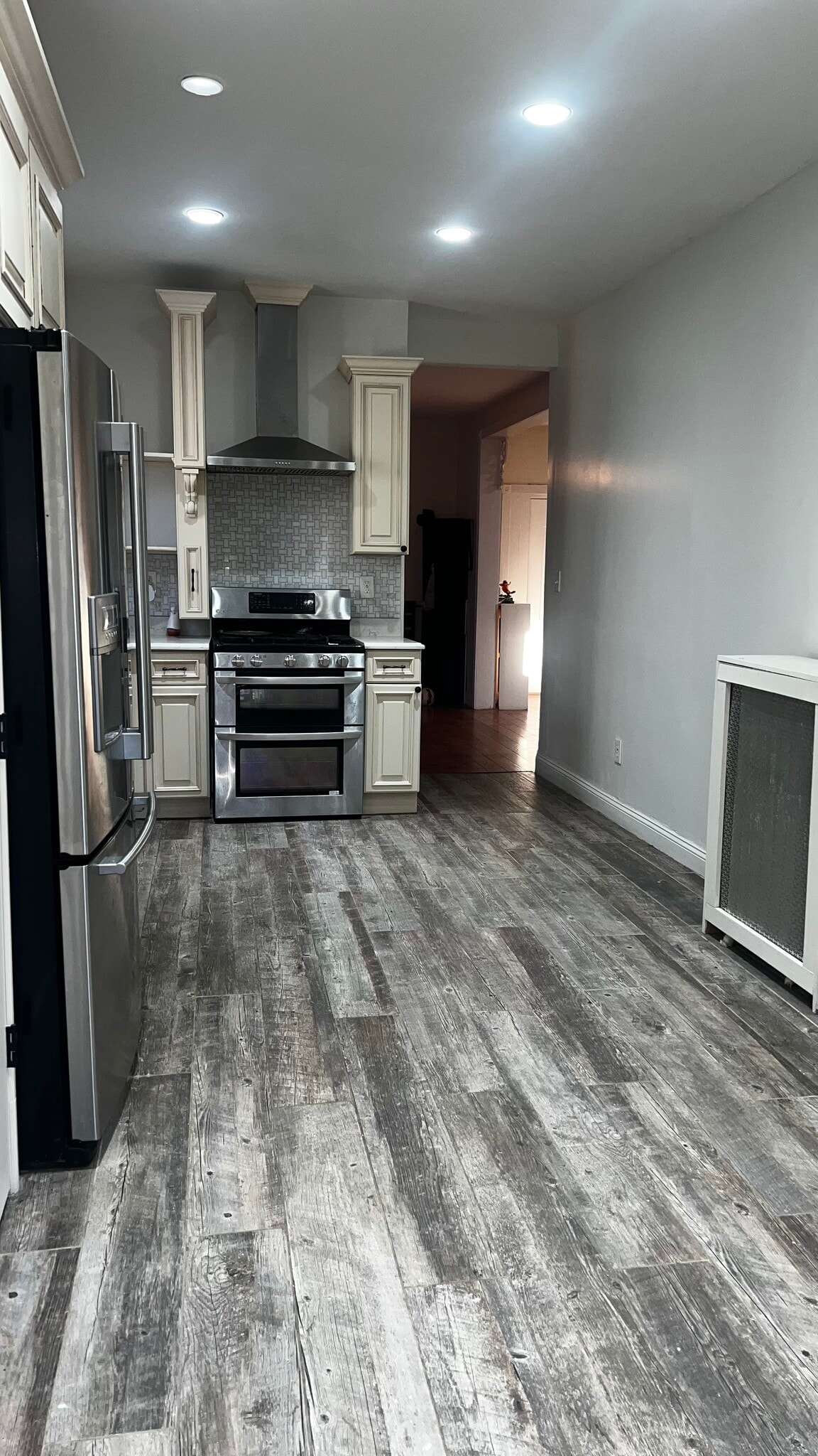 Shared Kitchen - 127 S Burnett St