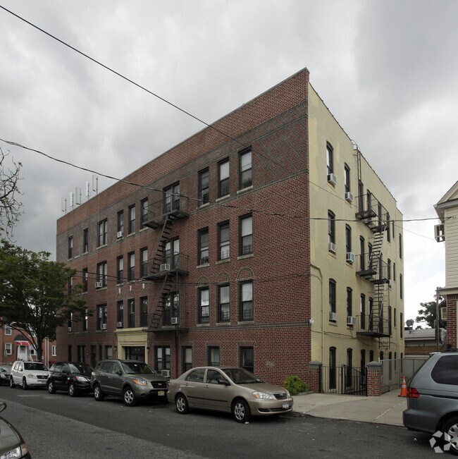 Primary Photo - 43-76 163rd St