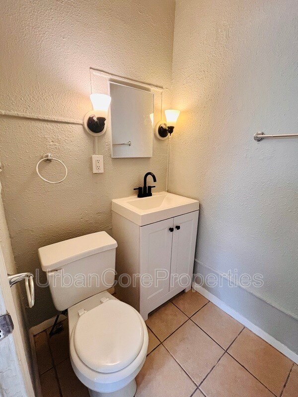 Building Photo - 232 4th St N