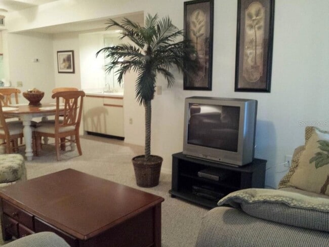 Building Photo - 4449 46th Ave W