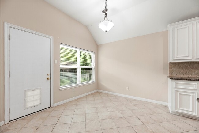 Building Photo - 11619 Cedarvale Ln
