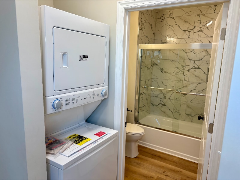 Building Photo - 228 Delaware Ave