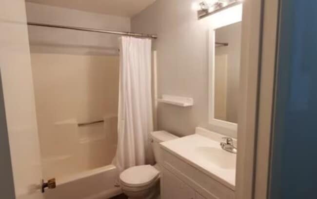 Building Photo - Charming 3-Bedroom Home in Peaceful Sonora...
