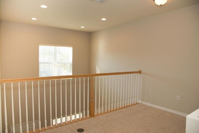 Building Photo - 1514 Bentley Cir