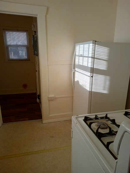 Building Photo - 419 10th St