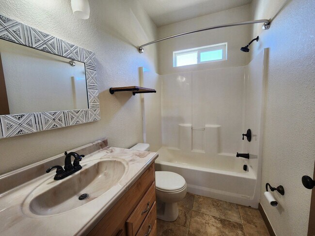 Building Photo - 2185 Quail Valley Ln