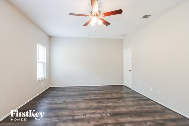 Building Photo - 15271 Timber Preserve Ln