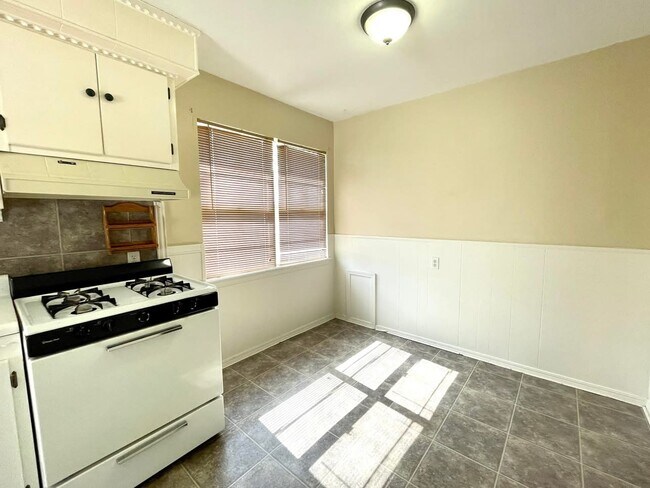 Building Photo - 8179 OK-199