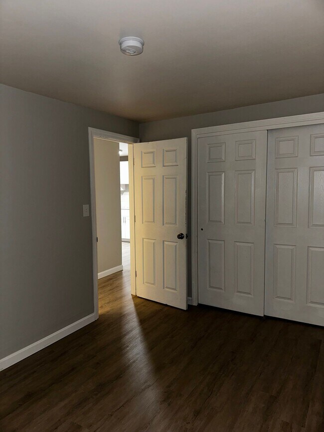 Building Photo - 54 Old Concord Turnpike