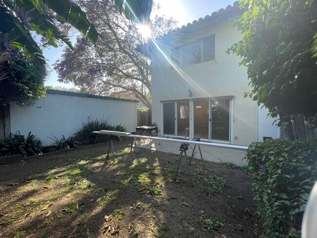 Building Photo - 755 Firenze Pl