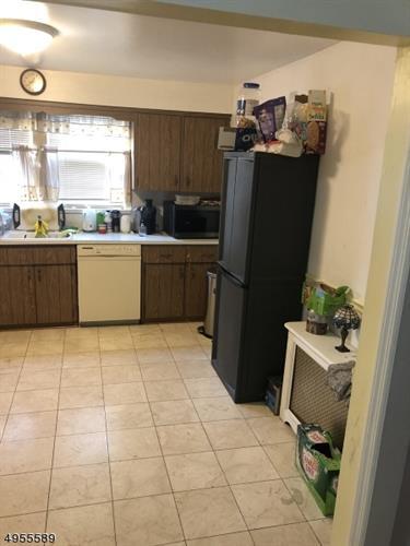 Building Photo - 48 Hobart Pl