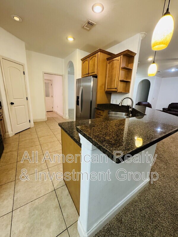 Building Photo - 603 Red Fern Rd