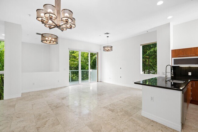 Building Photo - 775 NE 4th Ave