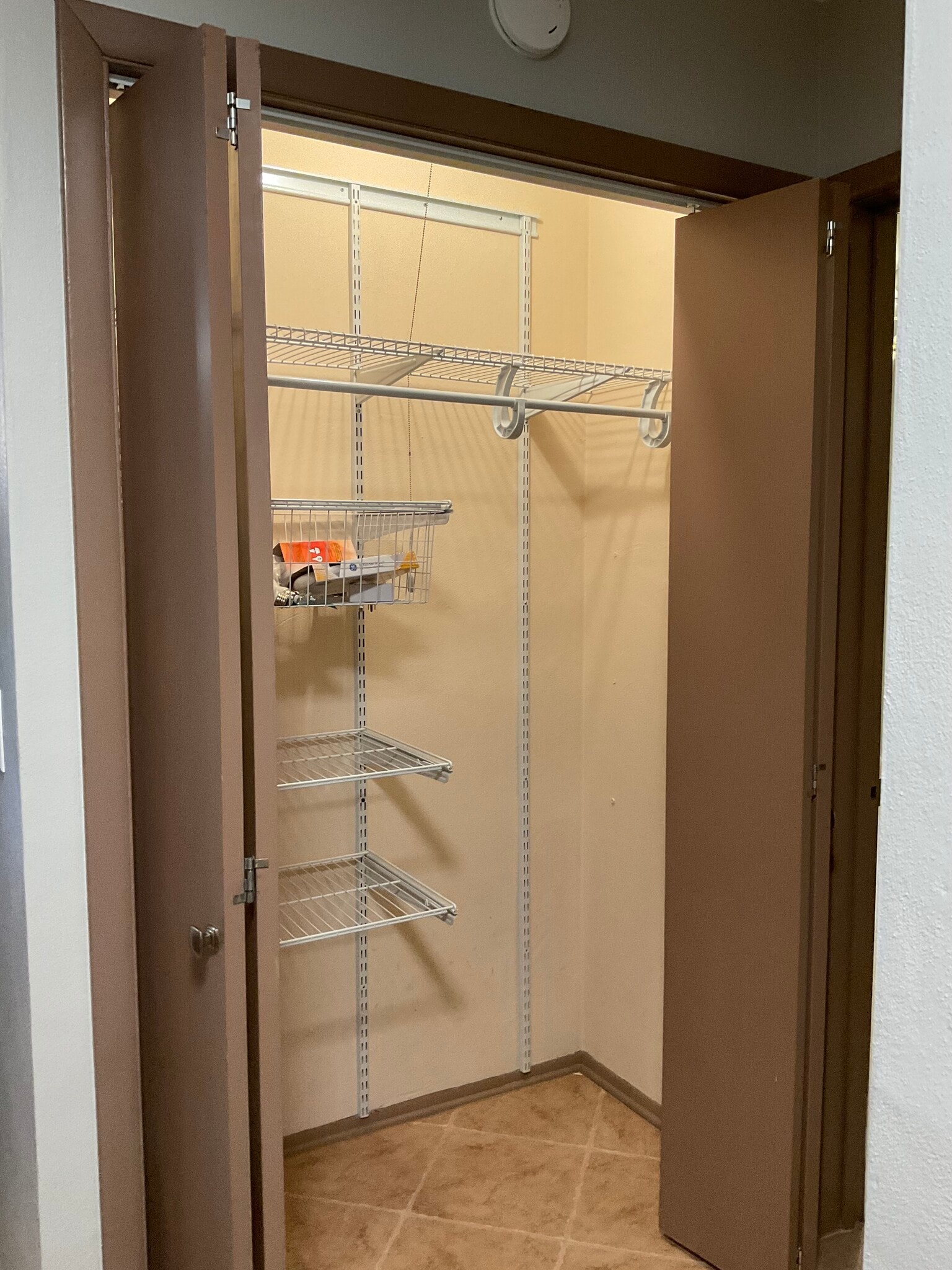Hallway closet - 419 Peachtree Cir