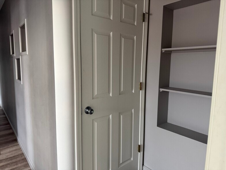 Building Photo - 101 E Saint Louis St