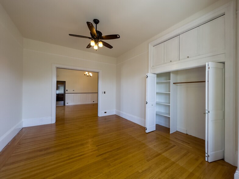 Building Photo - 1937 Russell St